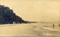 Postcard #40 On the Beach  Lake Bluff, IL